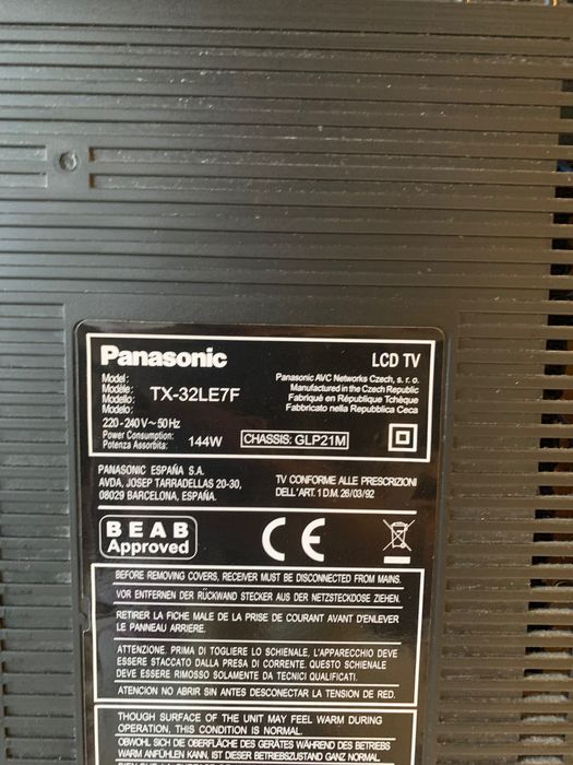 Vendo LCD Tv Panasonic com 1 HDMI e de 32 polegadas