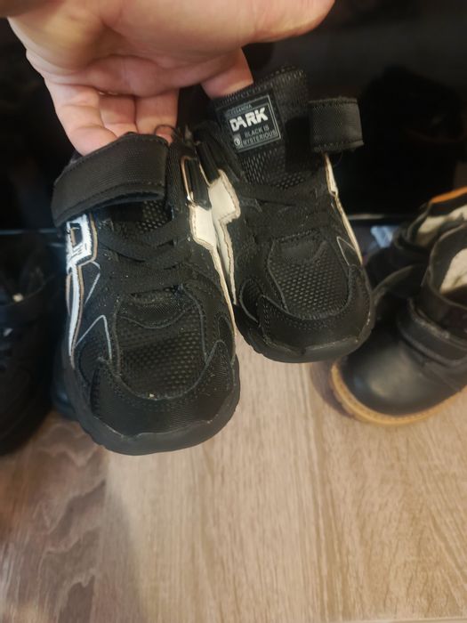 Продам дитяче взуття