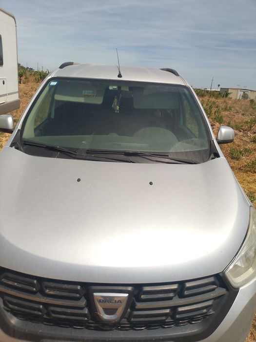 Carrinha de 7 lugares