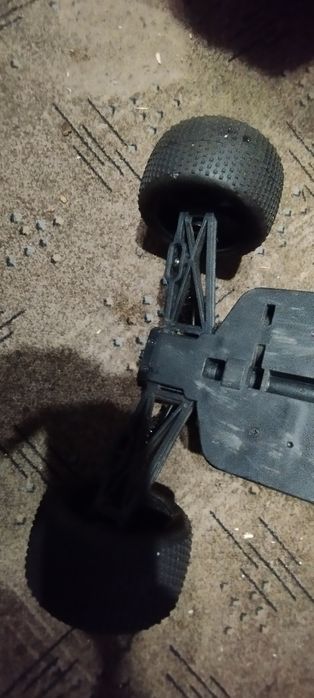 Машинка радіокерована