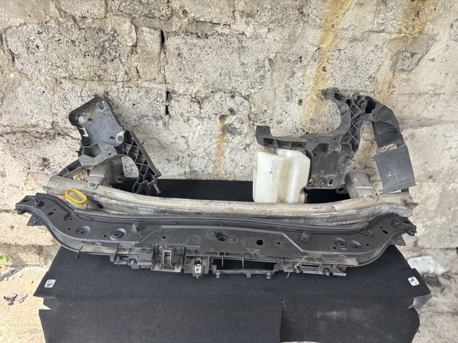 Підсилювач переднього бампера Меган 2 Сценік 2 телевізор