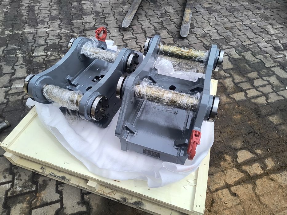 Szybkozlacze do mini koparki S30 engcon Volvo cat