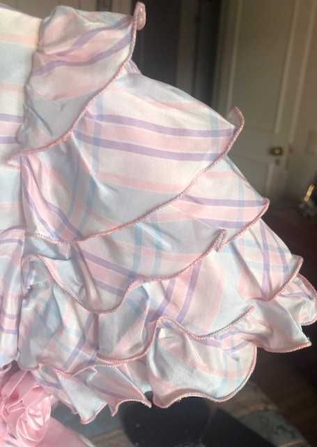 Encantador vestido de  criança
