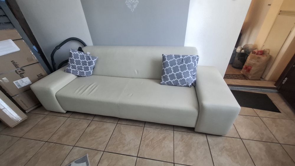 Sofa ze skóry ekologicznej - Oddam za darmo