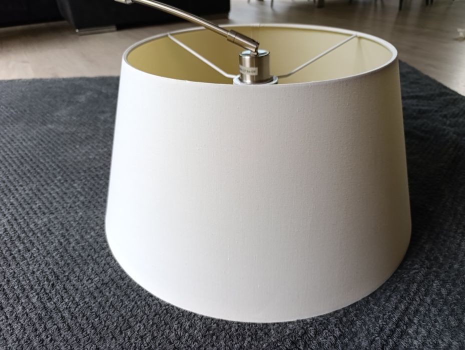 Lampa regulowana Azzardo Selena White na wysięgniku