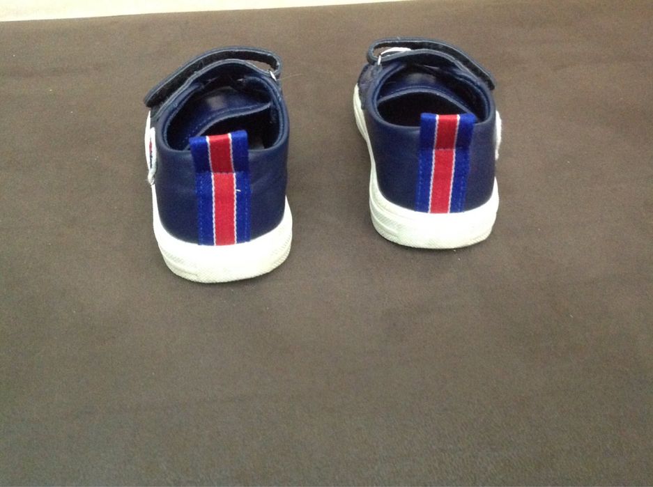 Кожаные кроссовки с супинатором, размер 24, Румыния