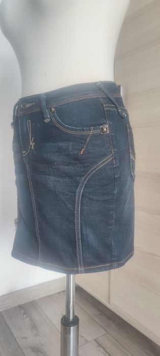 Jeansowa spódnica mini