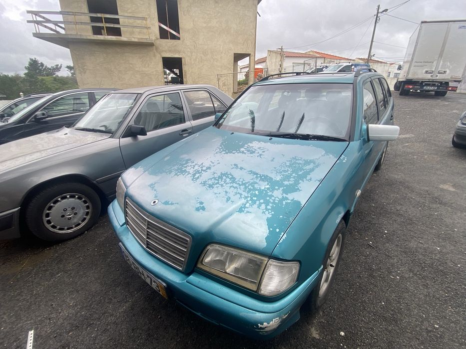 Mercedes c220d. 190 d