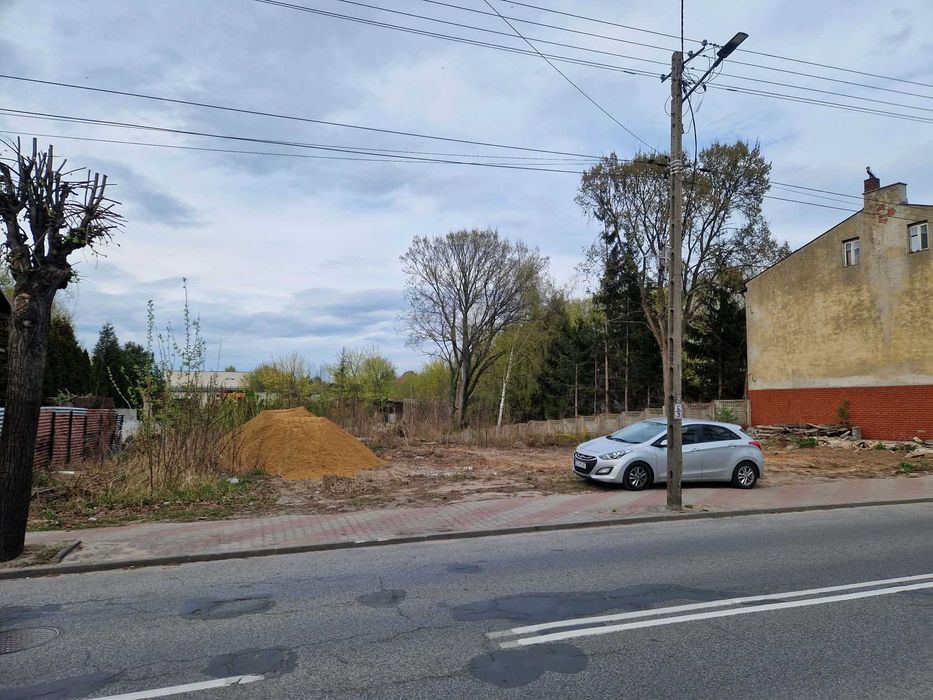 Działka inwestycyjna Głowno centrum miasta 32m szerokości 1592m2