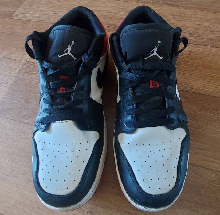 Спортивная обувь