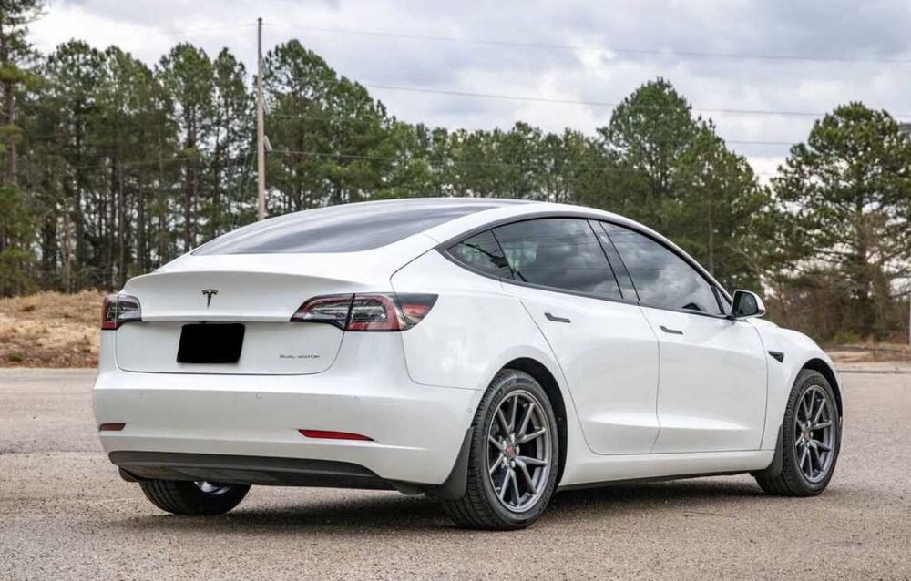 Tesla Model 3 2021 Long Range 82kW