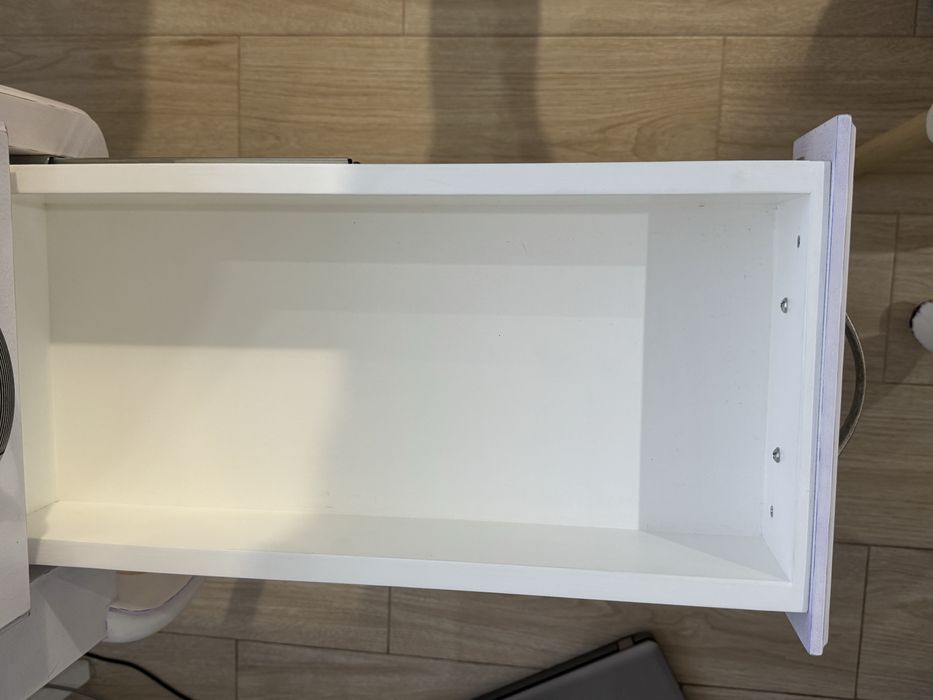 Стол письменный деревянный