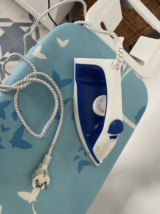 Ferro e tabua de passar64282363841410121