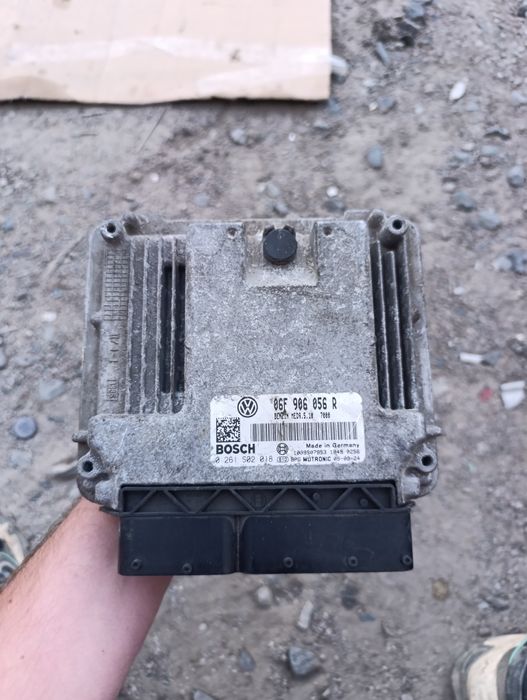 Блок управления двигателем Skoda Octavia A5 2004-2013г 2.0FSI Оригинал