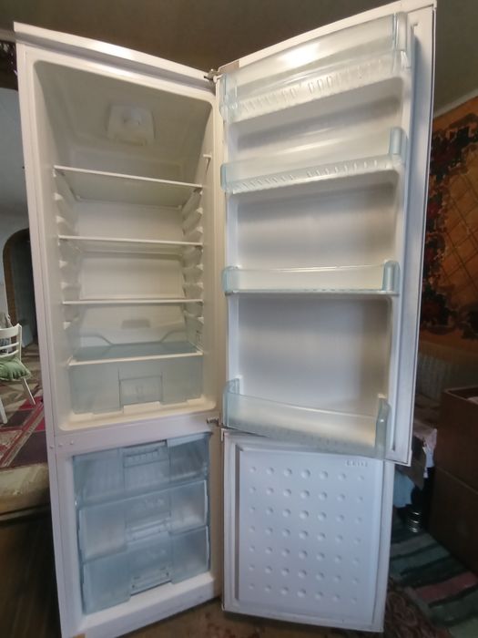 Холодильник beko
