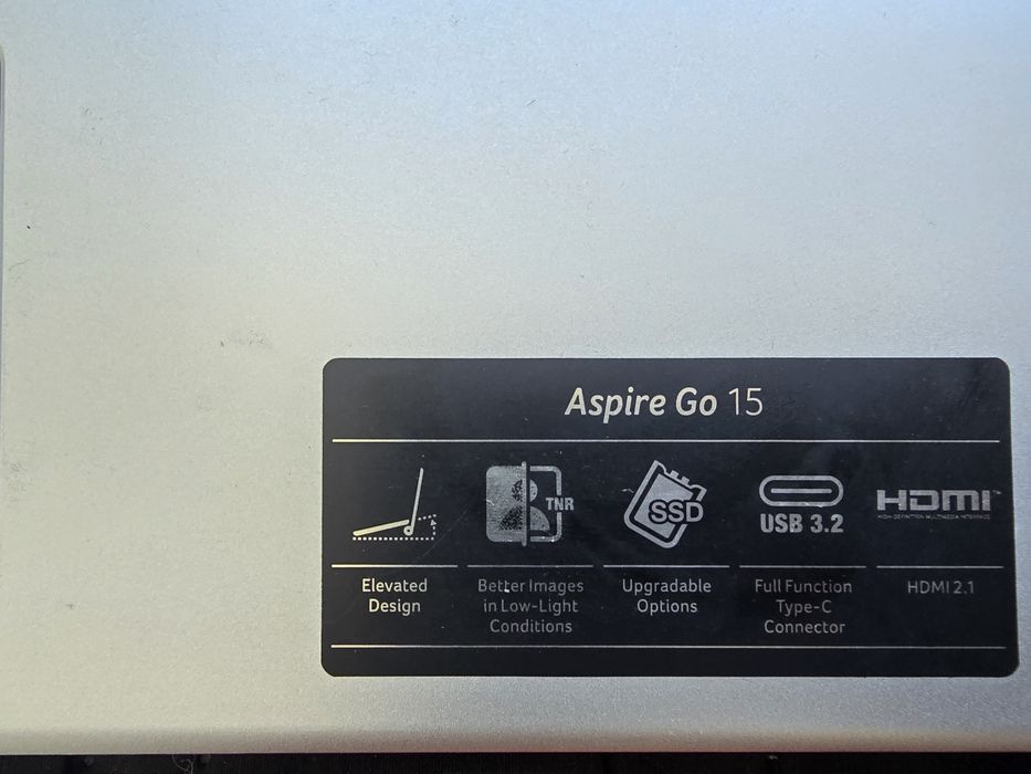 Acer Aspire Go 15 Ryzen 5 / 8GB RAM / SSD NVMe / Como Novo