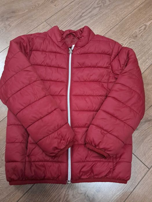 Куртка  на дівчинку