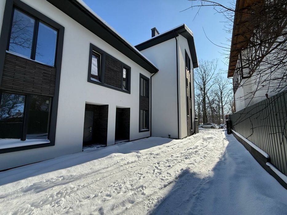 Таунхаус у самому центрі міста Ірпінь,парк Незнайка: школа і сад пішки