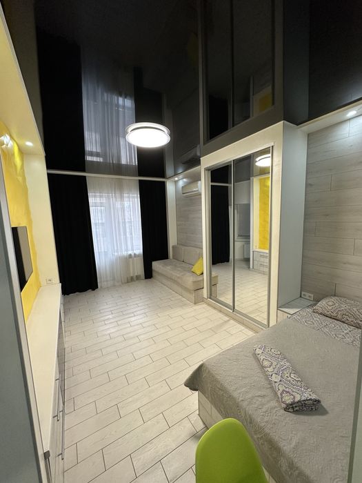 Центр #3 Yellow Wall apartment . Центр Новострой, с бомбоубежищем
