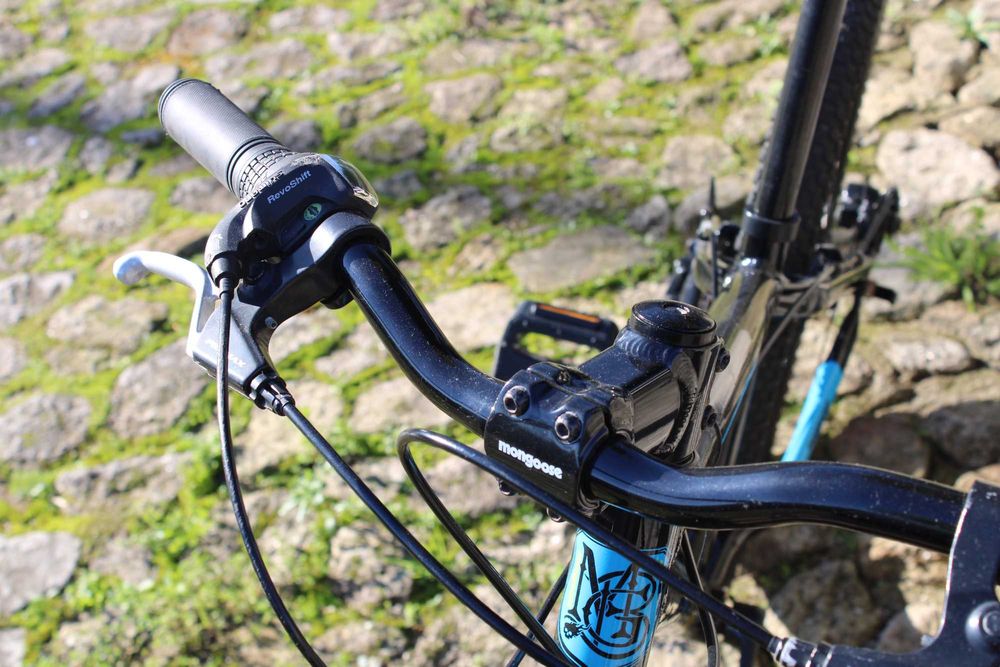 Bicicleta Mongoose Fireball Dirt Jump