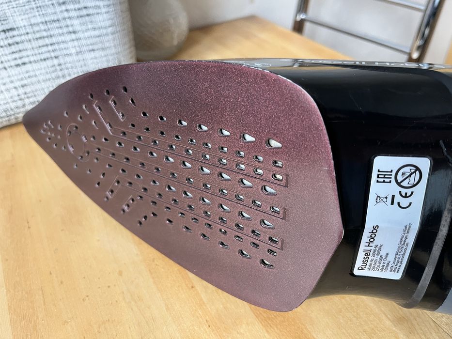 Żelazko Russel Hobbs One Temperature stan bdb