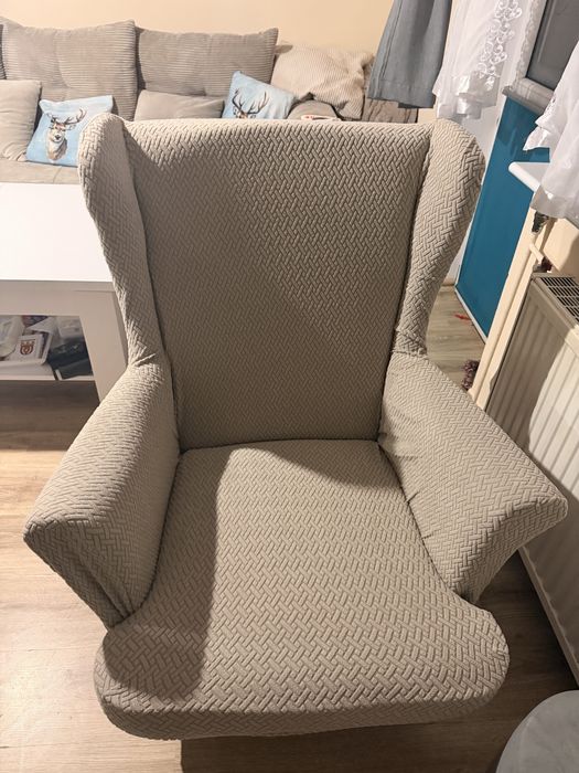 Fotel uszak w dobrym stanie