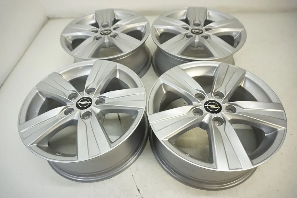 Felgi aluminiowe 16  Opel Vivaro Nissan Nv300 Primastar 5x114,3