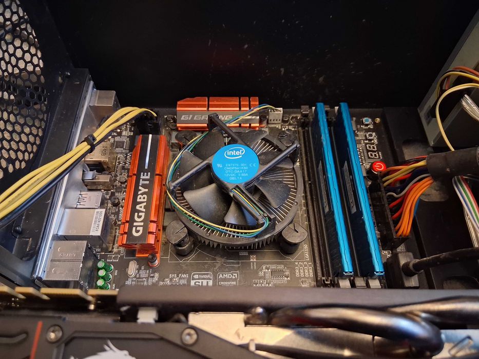 Zestaw Intel i5 3,2GHz Gigabyte G1.Sniper Z97 160Gb 8Gb - sprawny
