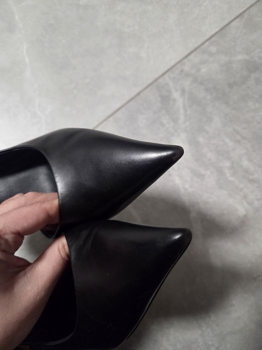 Шкіряні туфлі 37 розмір Uterque