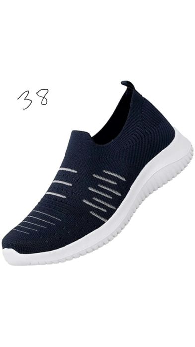 Buty sportowe  rozm 38, GRATIS 3 koszulki