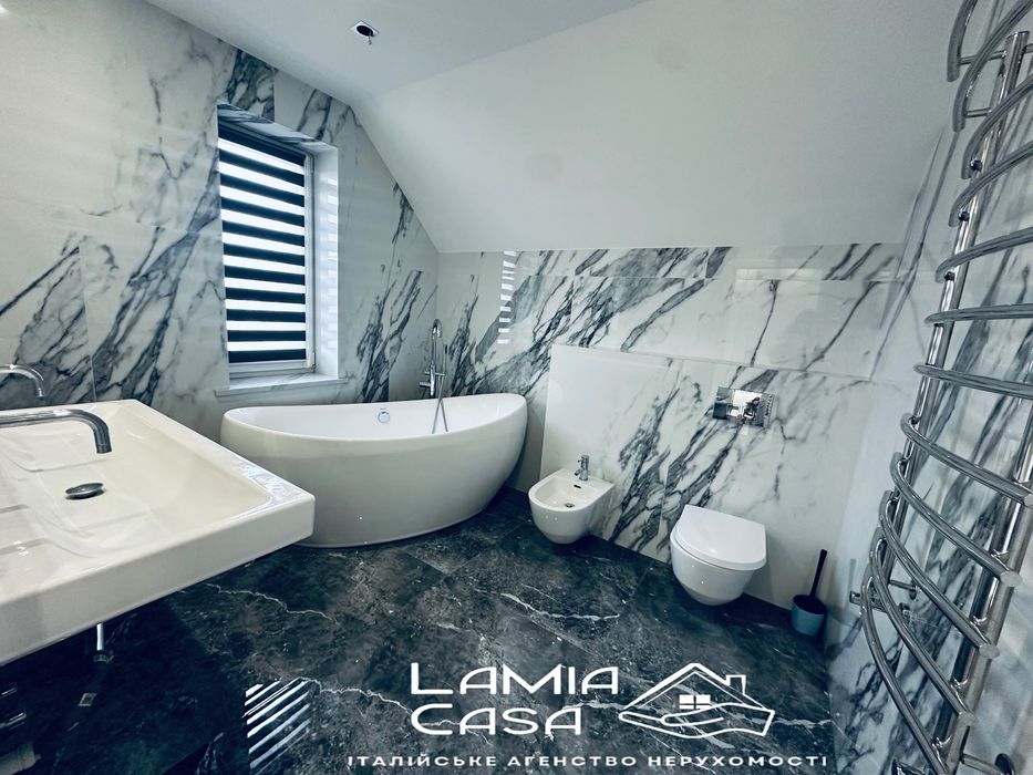 Продаж VIP будинку у престижному районі