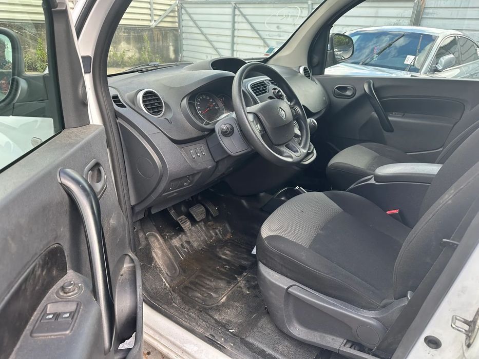 RENAULT KANGOO 1.5 BLUE DCI 115 CV DE 2020 PARA PEÇAS