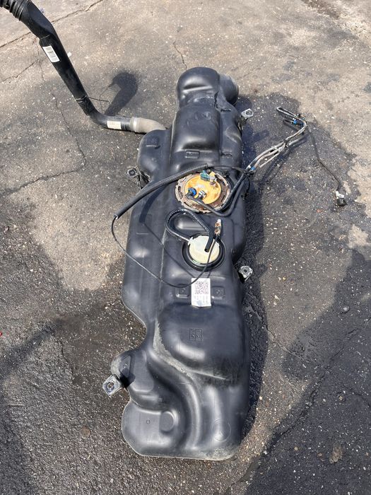 Mercedes sprinter 907 zbiornik bak