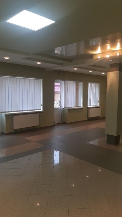 Здам в оренду приміщення офісного/комерційного призначення у Мукачеві
