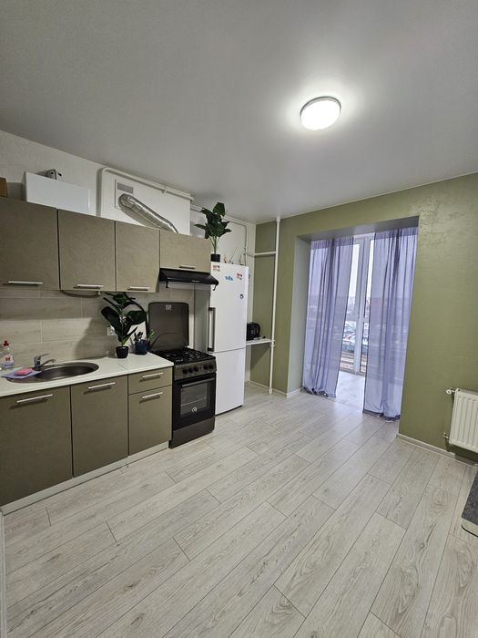 Погодинно в різних районах міста