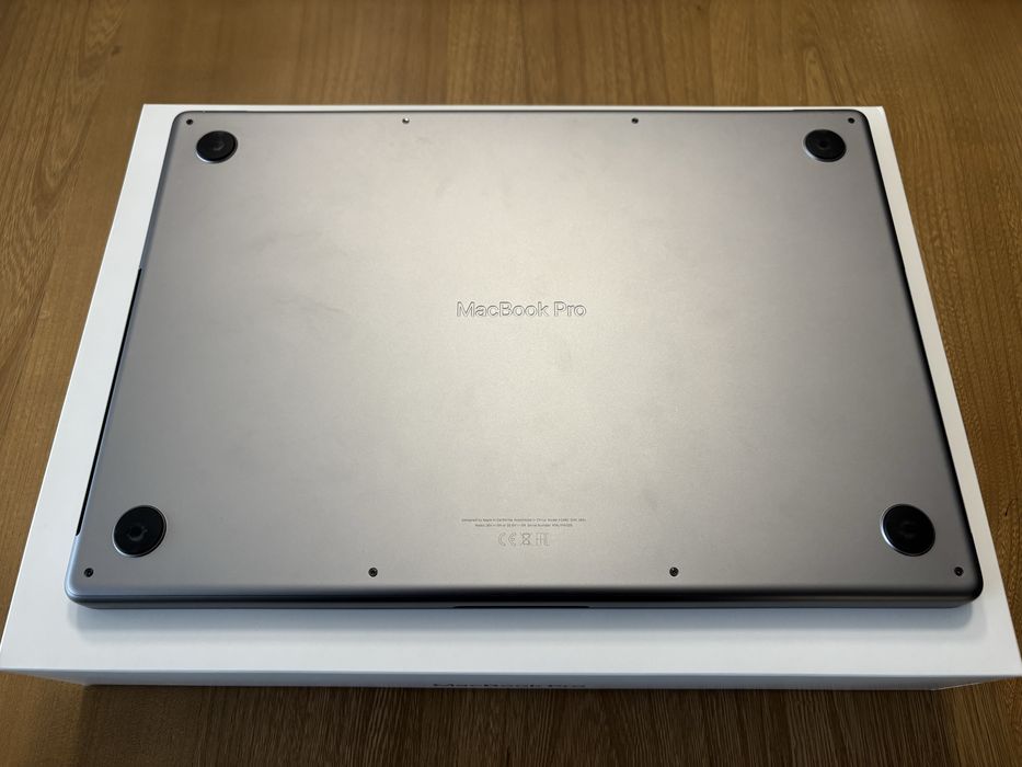 APPLE MacBook Pro 16 M1 Pro 16GB/512GB SSD