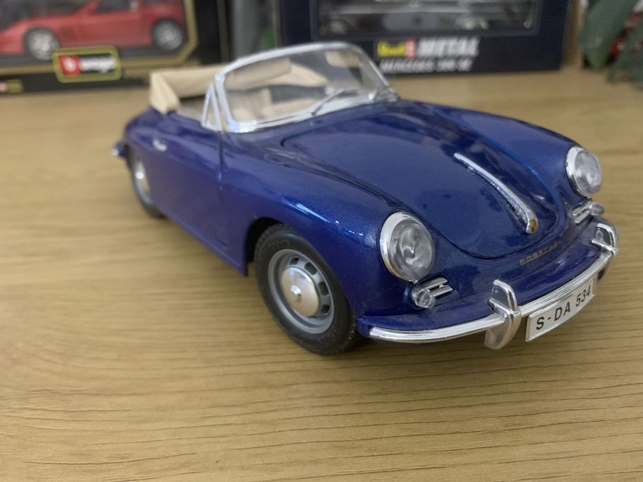 Model Bburago Porsche 356 cabrio 1:18 stan idealny