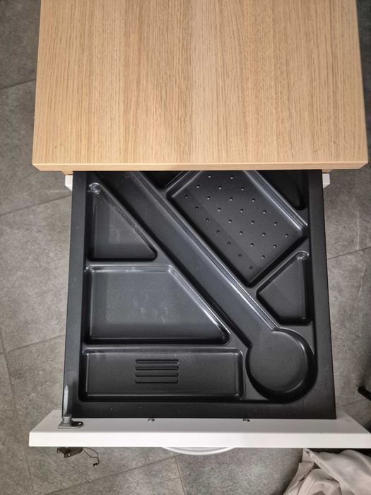 Szafka pod biurko