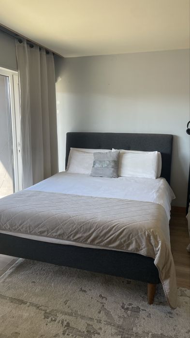Cama de casal vende