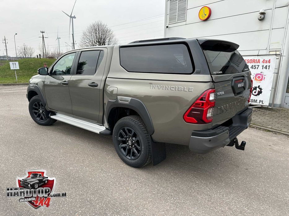 Zabudowa Toyota Hilux Revo Hardtop Premium VENTURE