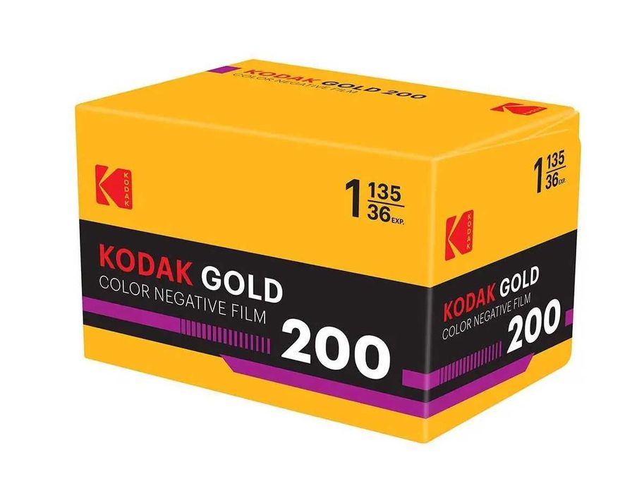 Свіжа кольорова фотоплівка Kodak GOLD 200 / 36 кадрів