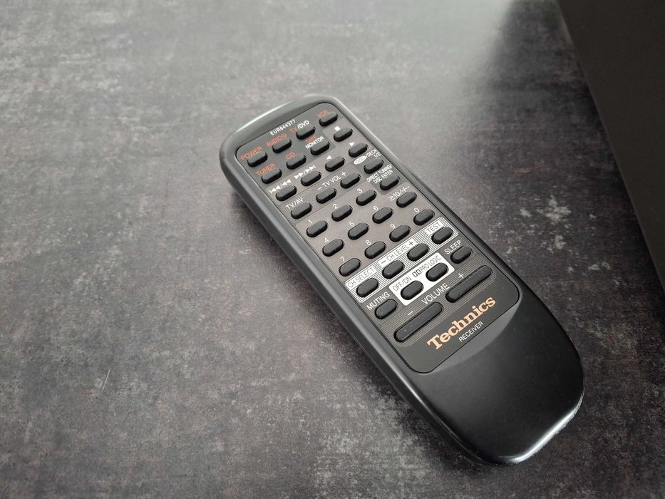 Amplituner Technics SA-EX510 z pilotem