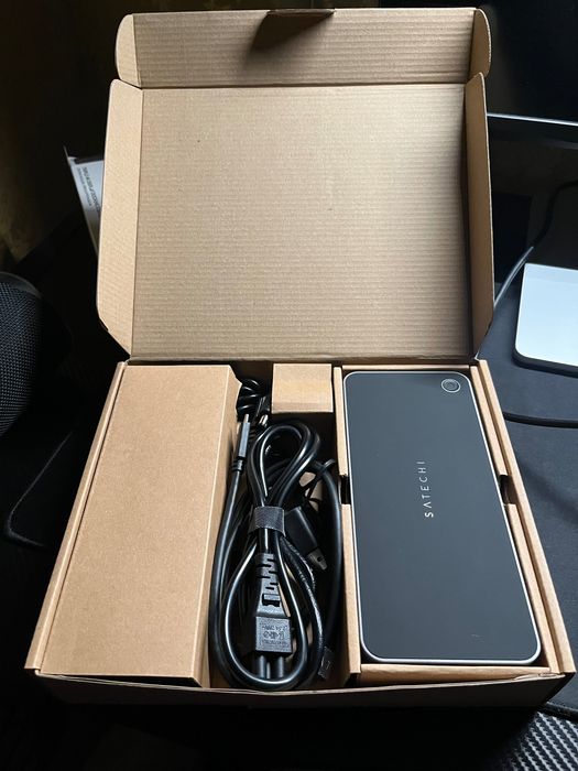 Док-станція Satechi Triple 4K Display Docking Station (ST-D4KTM-EU)