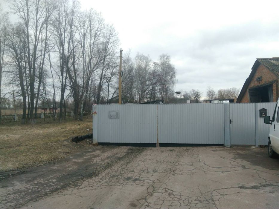 Продам промислову територію ( зерно тік)