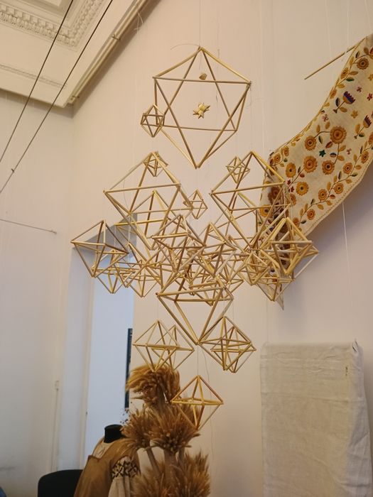 Різдвяний павук з соломи