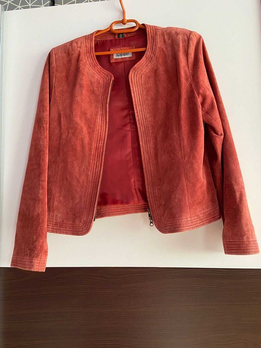 Kurtka na wiosnę damska zamszowa