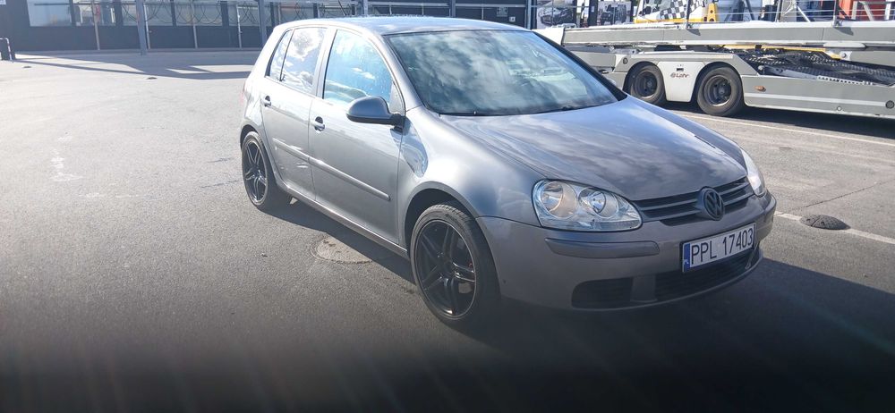 Volkswagen Golf V