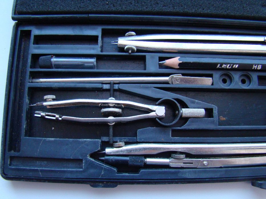 Готовальня НЧК-14-2 из СССР.