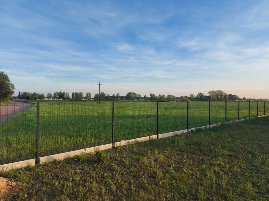 DZIAŁKI NA SPRZEDAŻ!! Cisza spokój!!