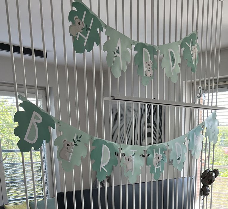 Girlanda Happy Birthday koale